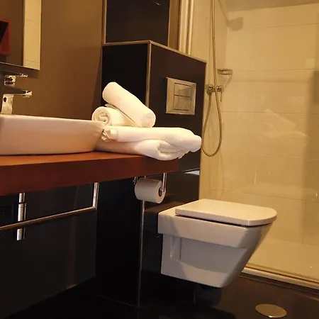 A (adults Only) 2* Barreiros